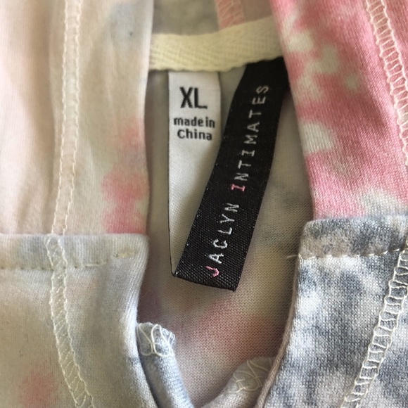 PJ Set - Picture 3 of 6